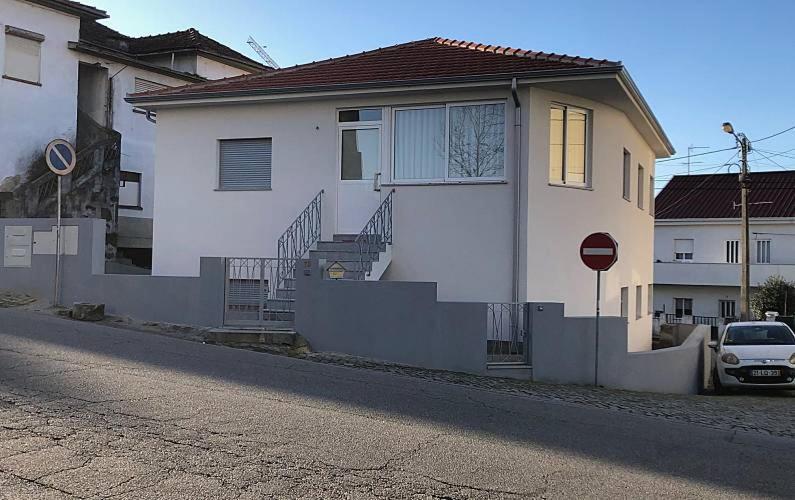 Casa Do Meio Паредес Екстериор снимка